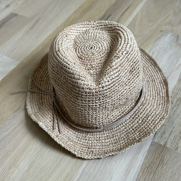 Caslon Hat - Picture 3 of 7